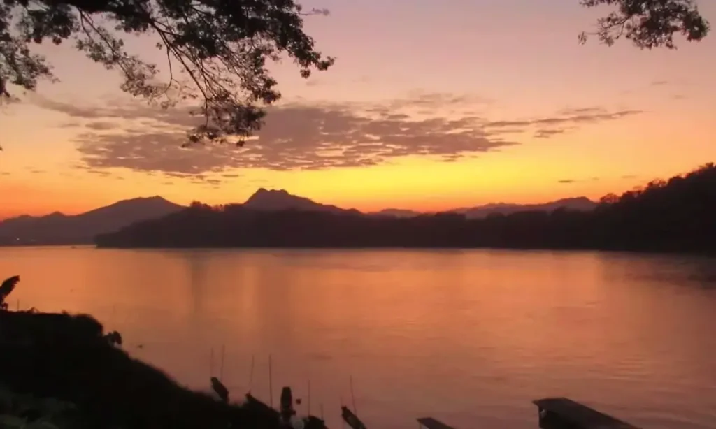 On The Mekong Resortから眺める夕日
