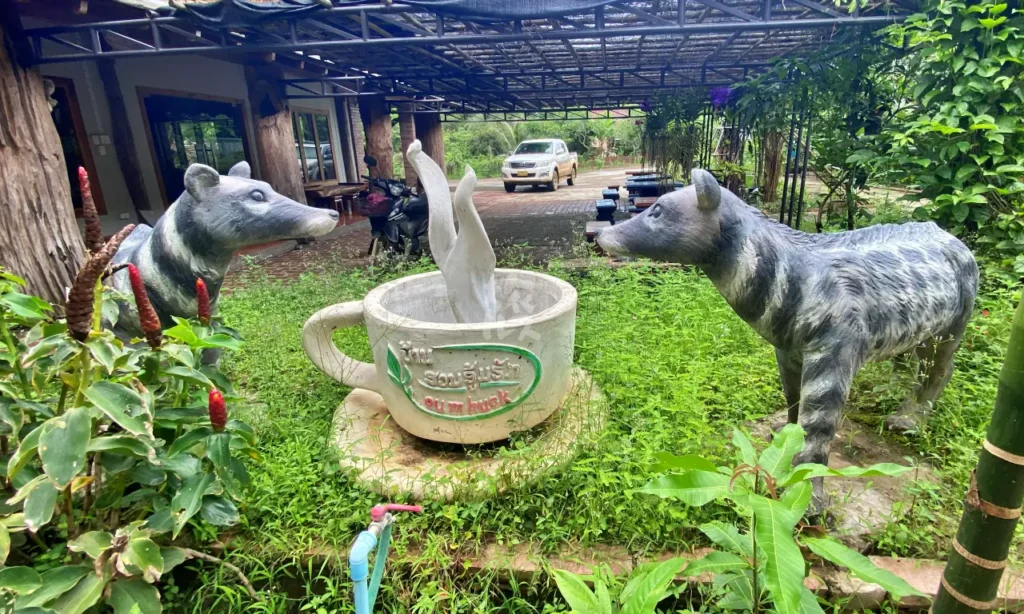 ジャコウネコのオブジェ