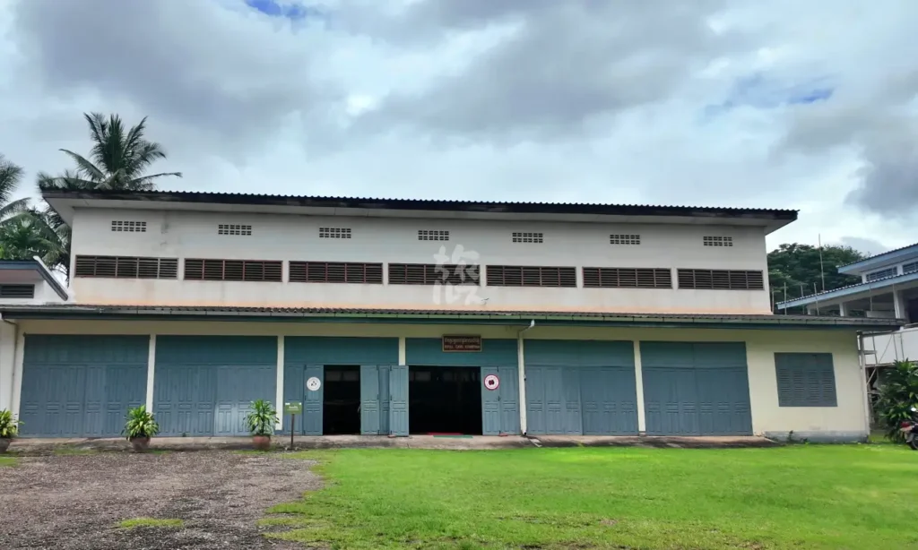 クラシックカーが保管されたガレージ