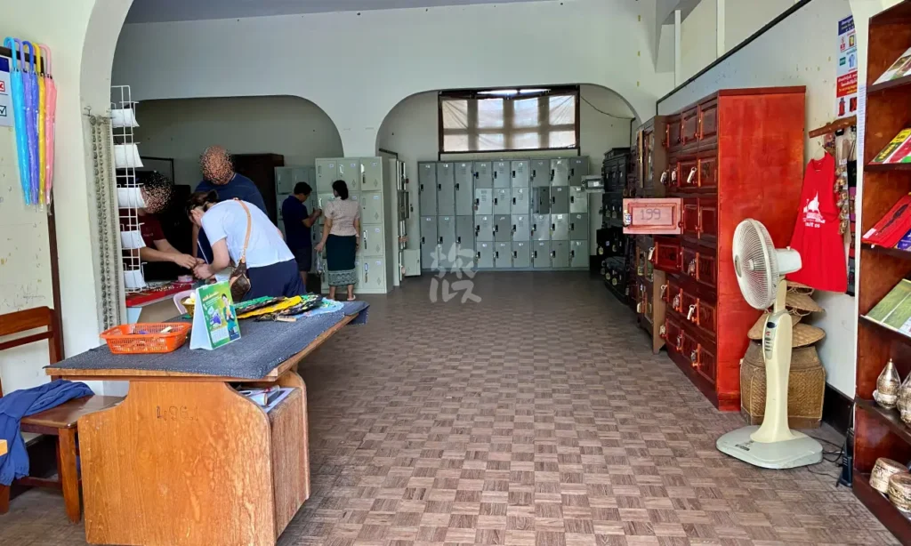 王立劇場にあるロッカールームの内部