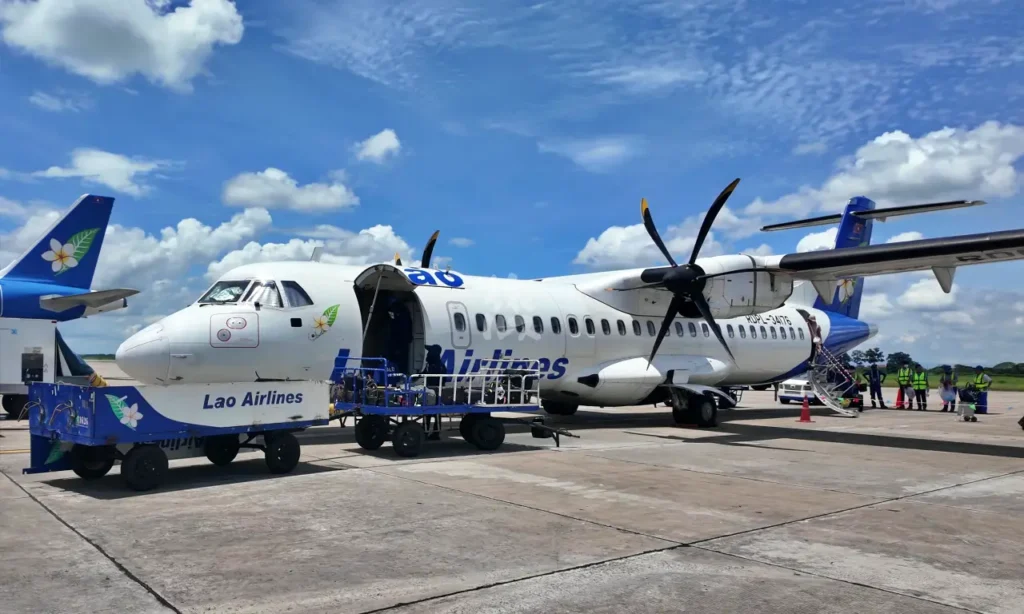 Lao Airwaysの飛行機