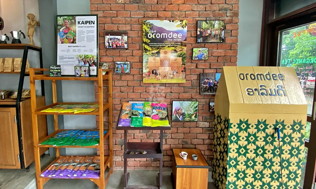 Aromdee Natureのカイペンハンバーブース