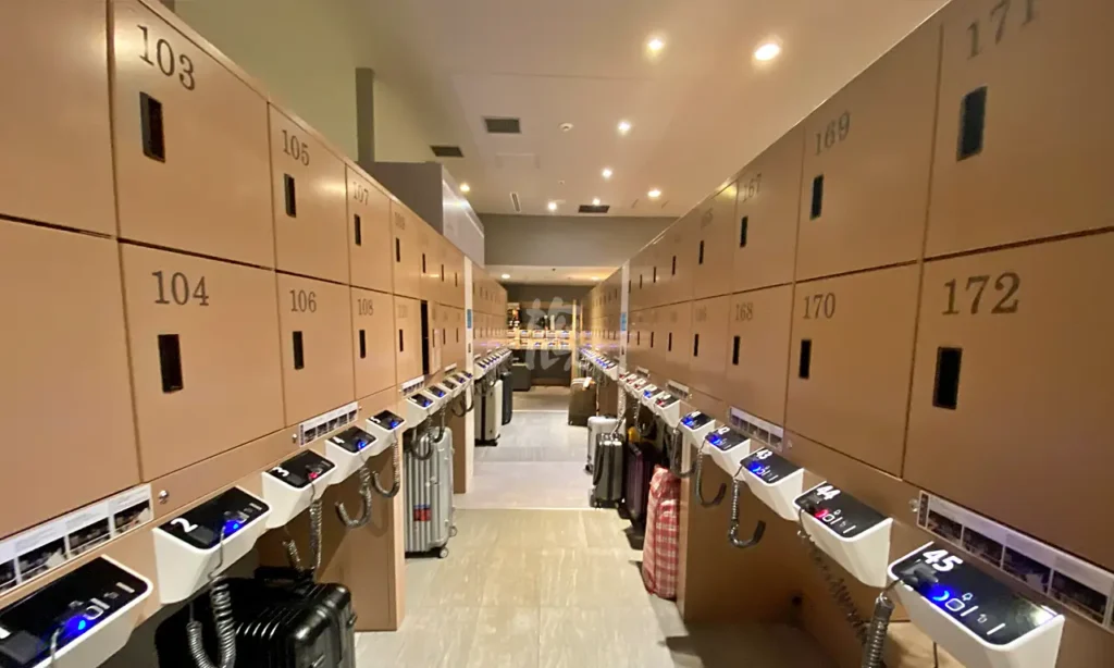 新宿ワシントンホテル本館のセルフクローク