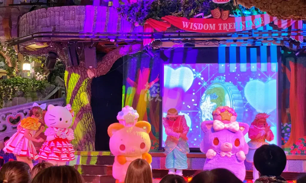 Shows at Puroland
